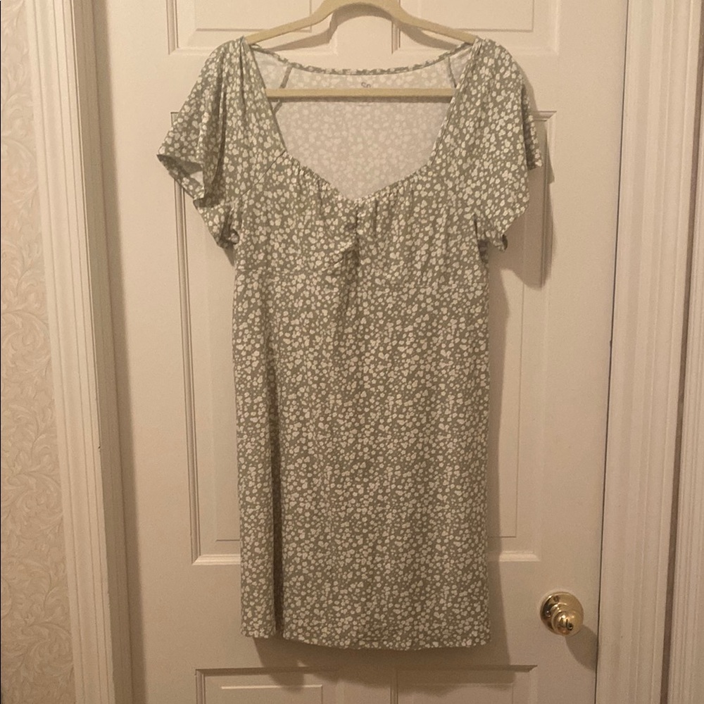 Floral Green Knit Dress with Ruffle front